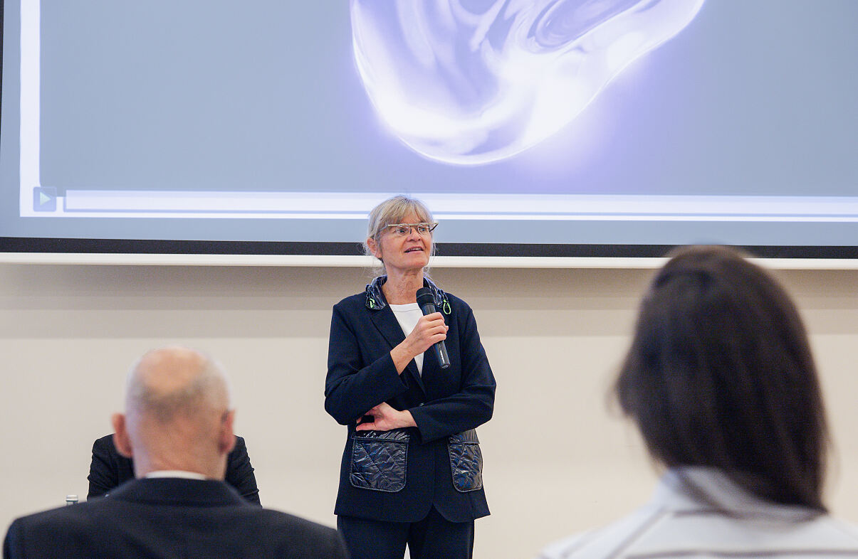 Prim. Univ.-Prof. Dr. med. univ. Manuela Födinger