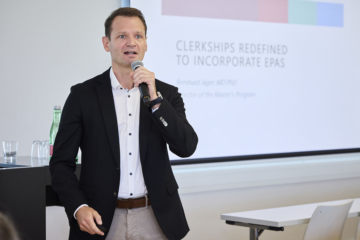 Prof. Dr. Bernhard Jäger SFU
