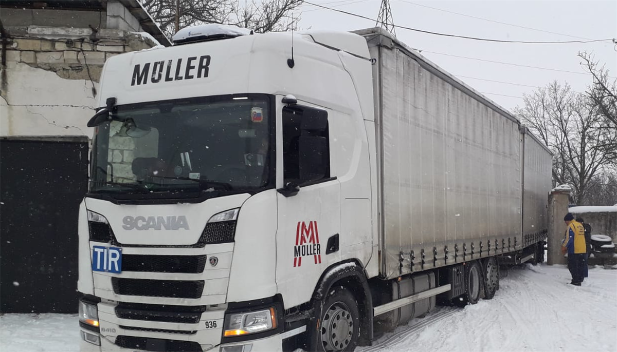 Müller Transporte bringt gespendete Möbel nach Moldawien