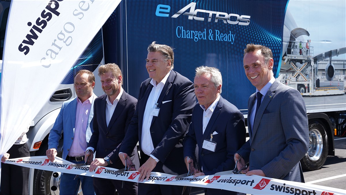 Swissport eröffnet Luftfrachtzentrum in Fischamend