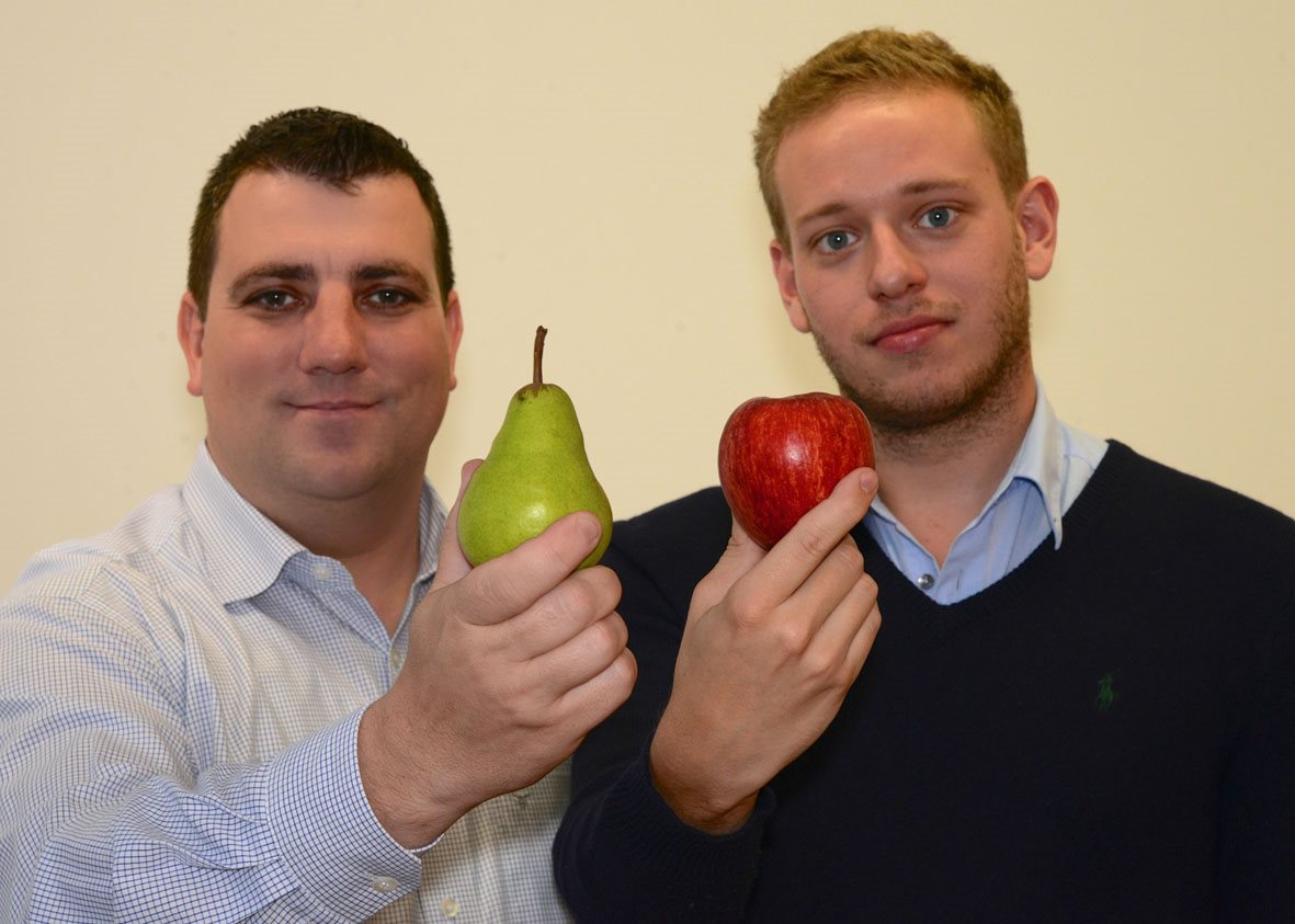 Strategische Kommunikation trägt Früchte: Skills-GF Jürgen Gangoly und Account Manager Florian Haas freuen sich über die SABRE-Nominierung für den Markteintritt von chegg.net. 